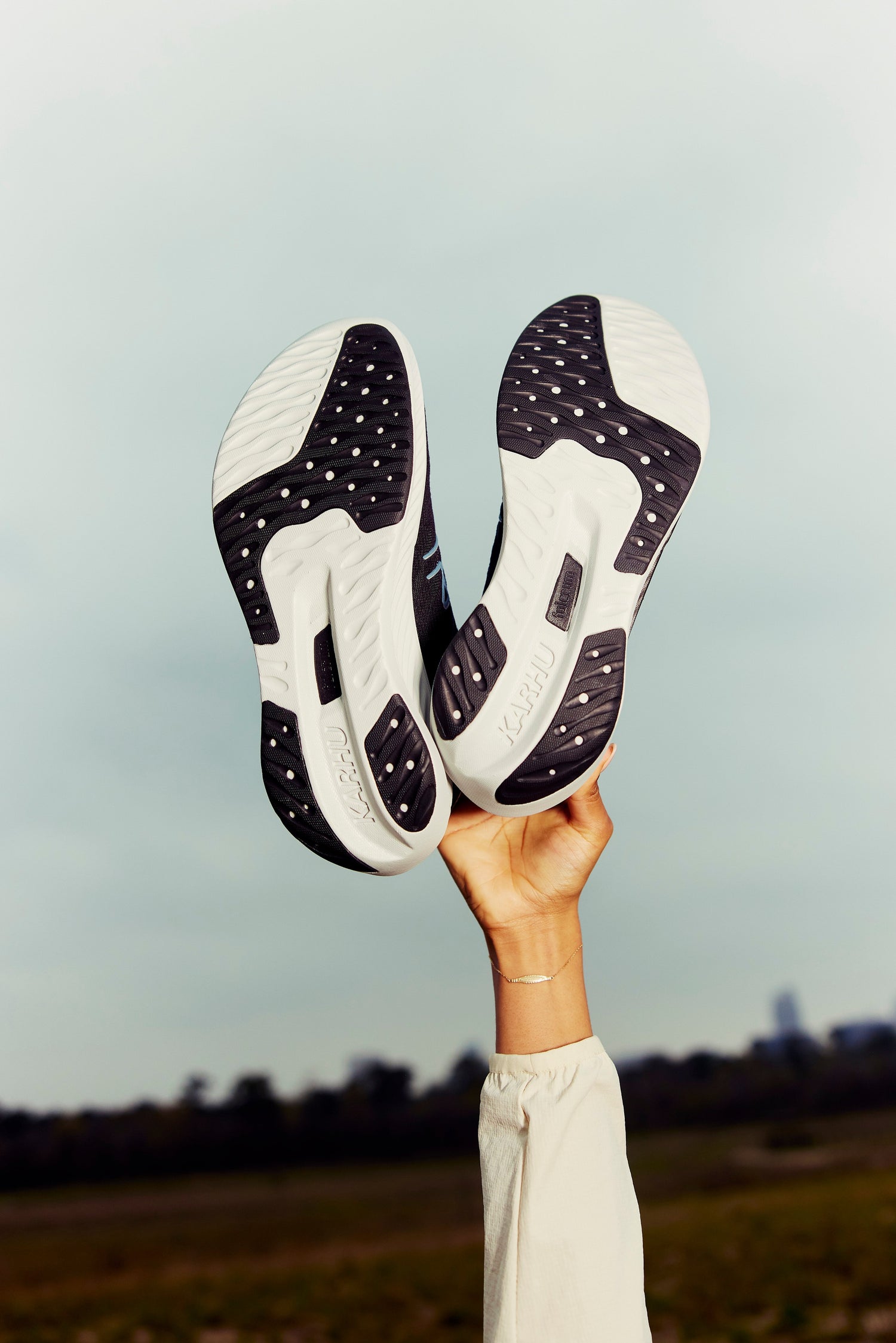 Karhu Vegan Sneakers: Sustainable Footwear