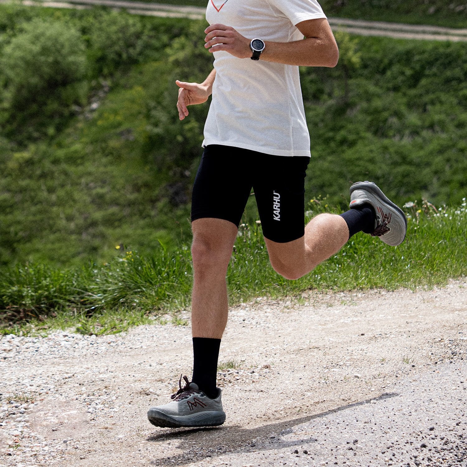 MEN'S RUNNING HALF-TIGHT - BLACK / WHITE