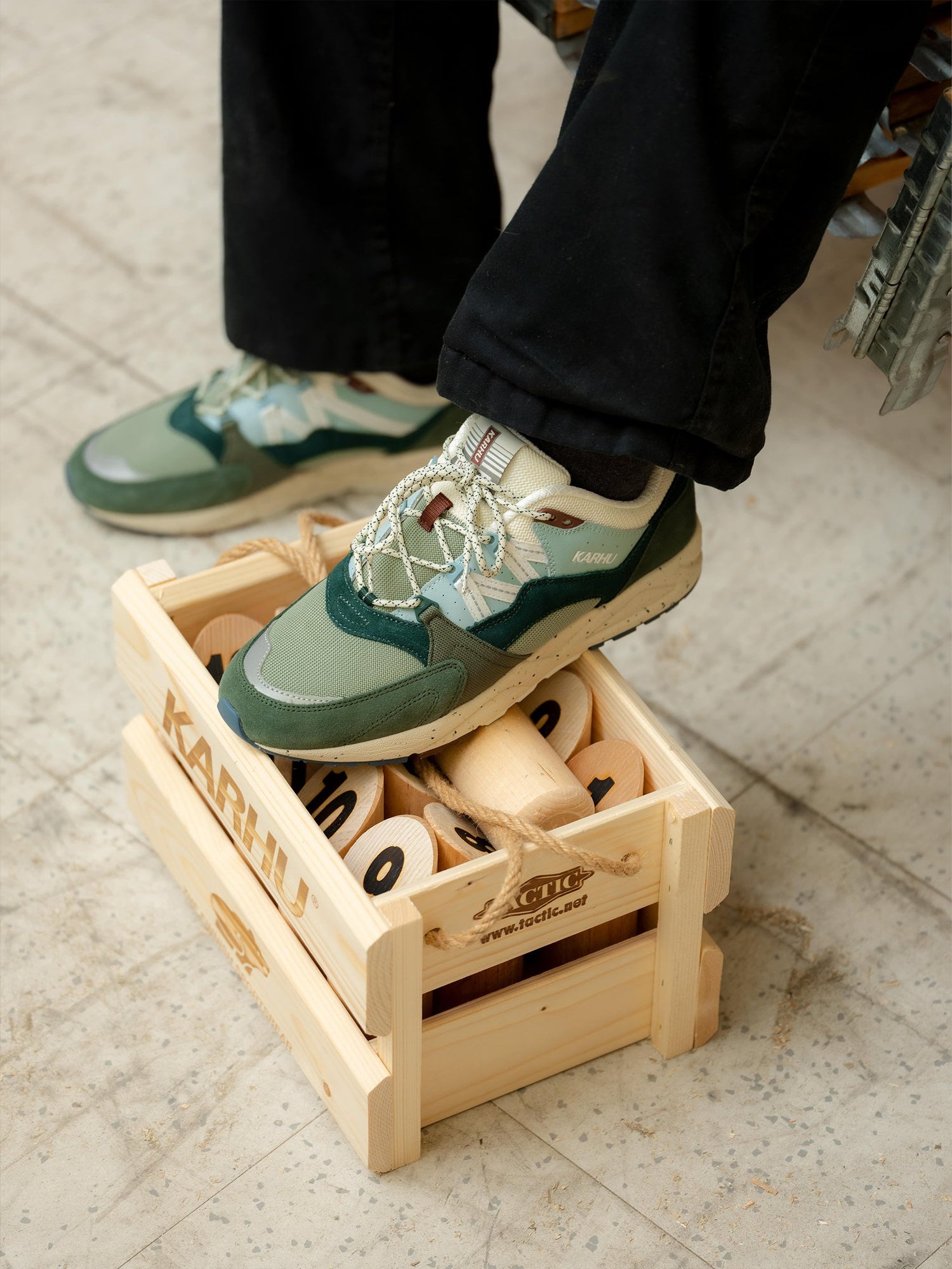 karhu fusion 2.0 molkky pack laurel wreath / blanc de blanc f804187 lifestyle sneaker