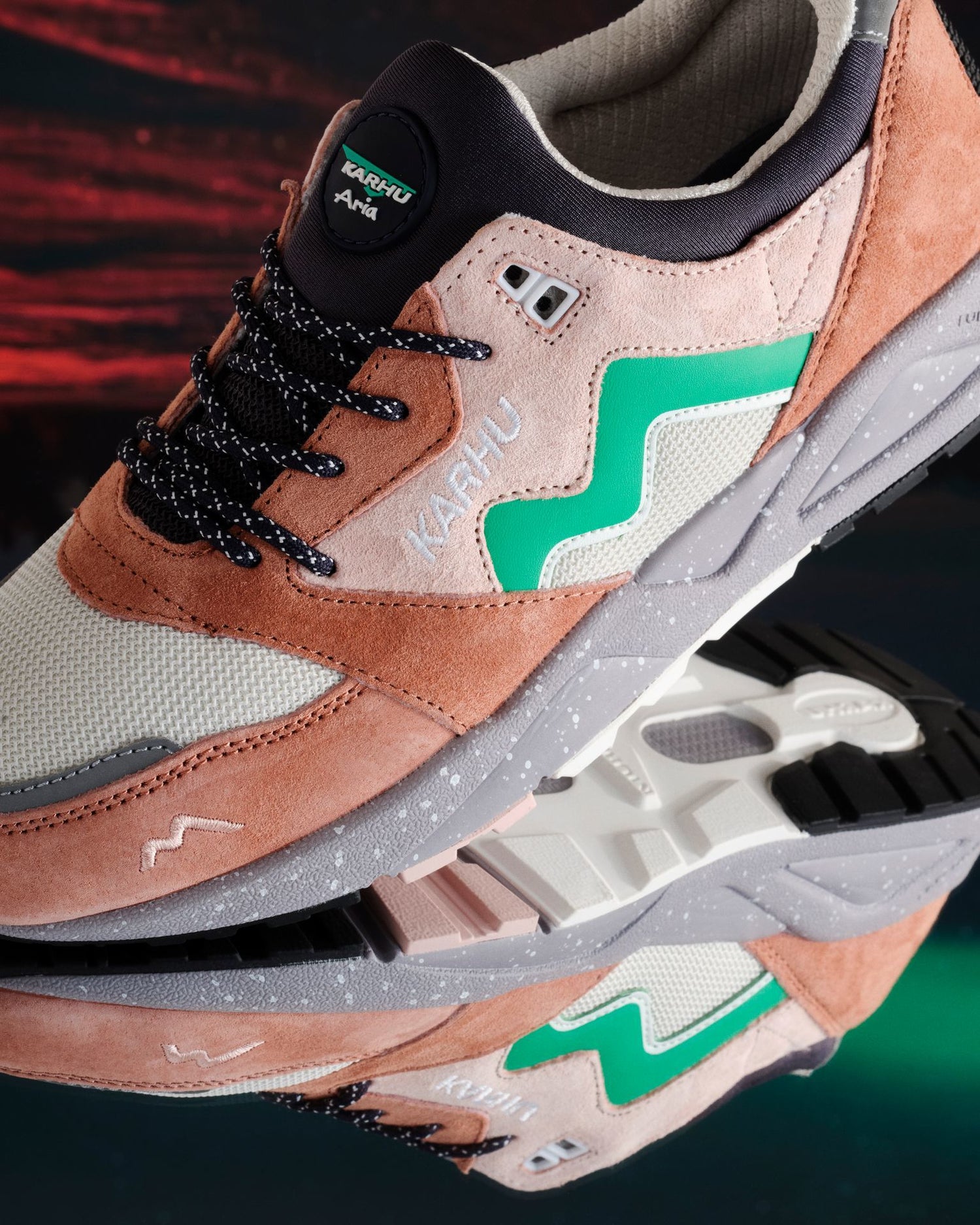 ARIA 95 “NORTHERN LIGHTS” PACK - CORK / BLARNEY F803091