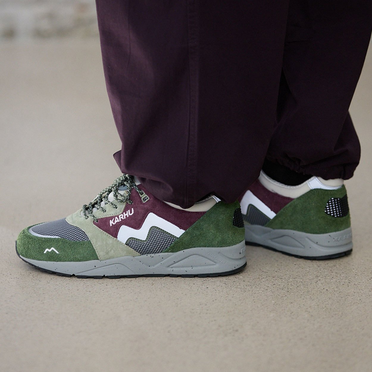 Karhu Aria 95 - Bronze Green / Fig | Vintage Sneakers – Karhu US