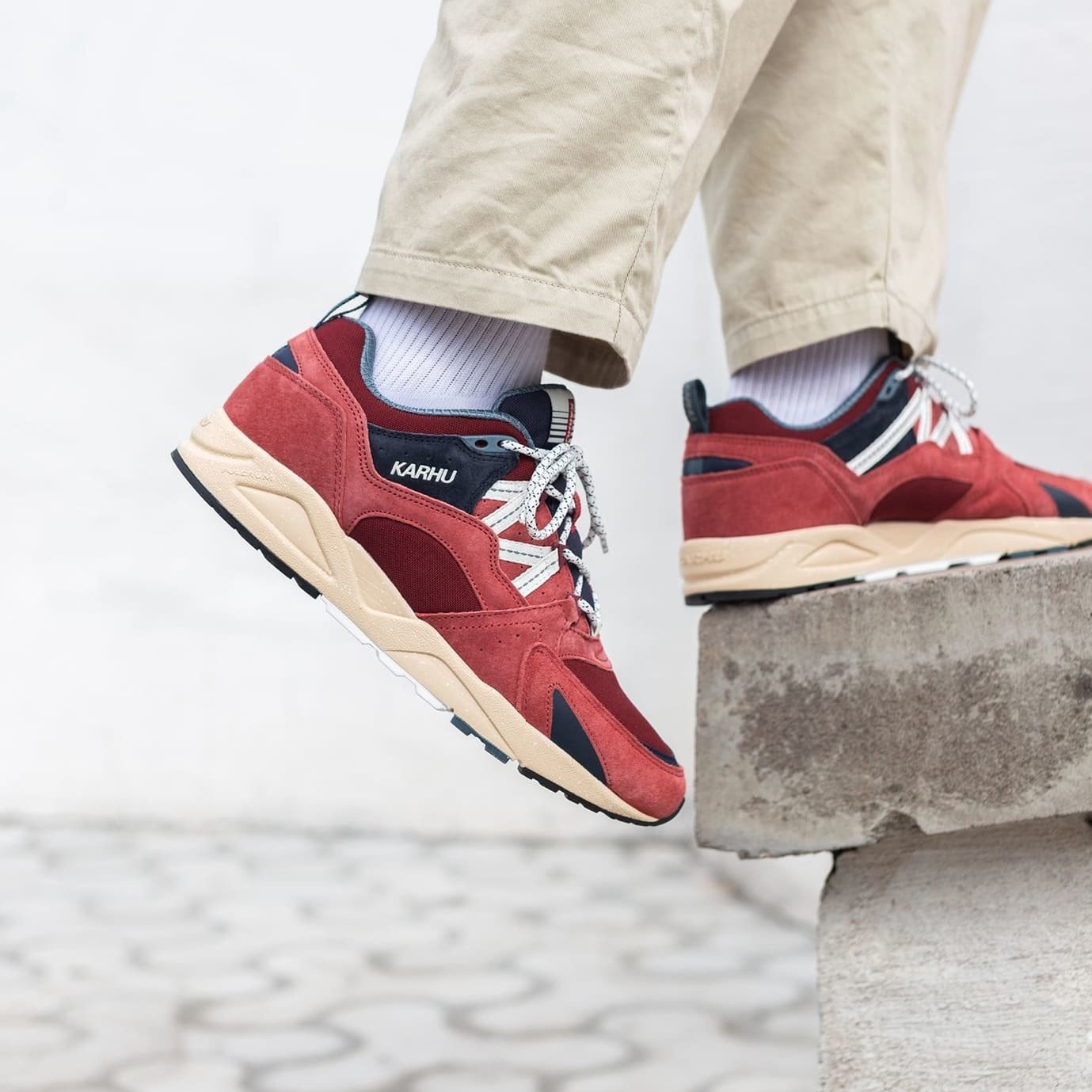 Karhu Fusion 2.0 Mineral Red Lily White