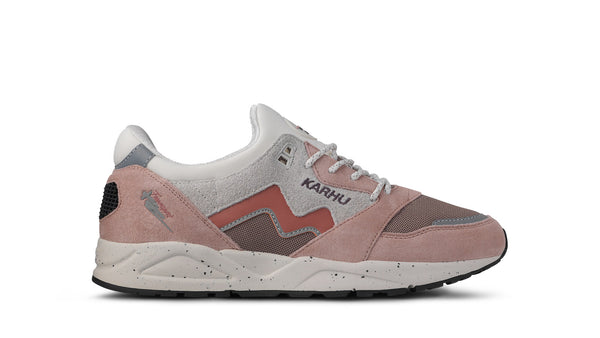 Karhu-Aria-95-Adobe-Rose-Light