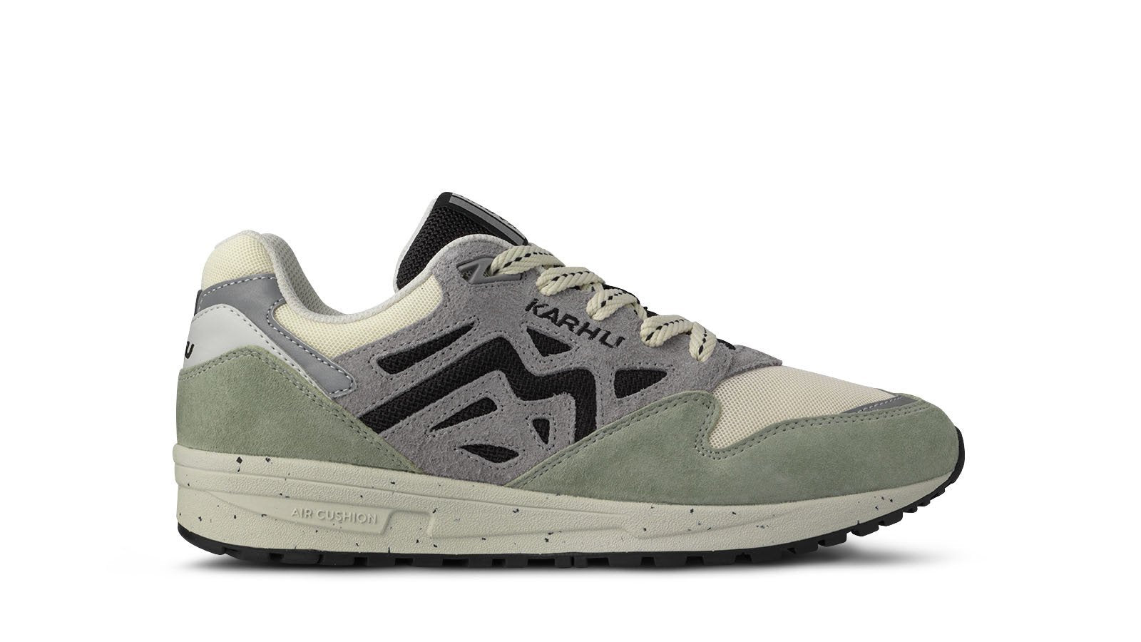 karhu lily white jet black Karhu Legacy 96 - Tea / Jet Black (Black)