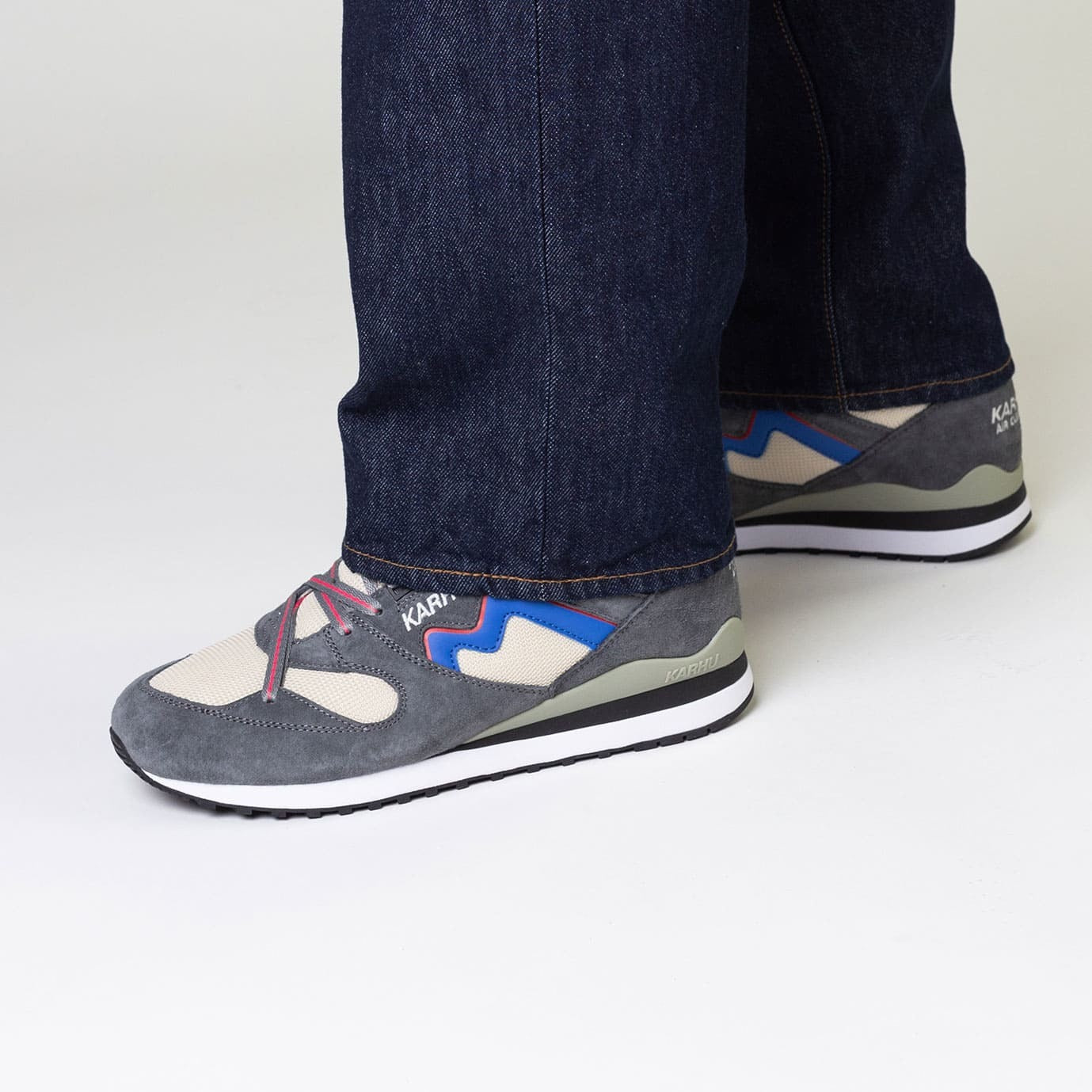 synchron classic dawn blue / lily white Karhu Synchron Classic - Og