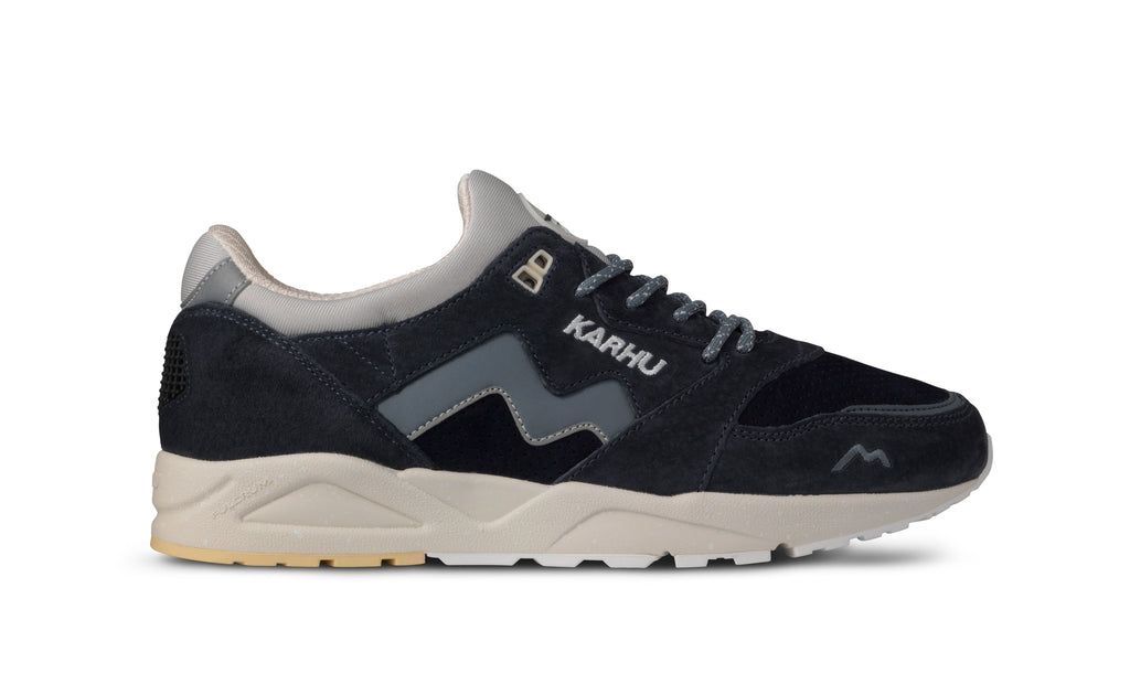 Karhu Aria 95 India Ink / Stormy Weather – Karhu US