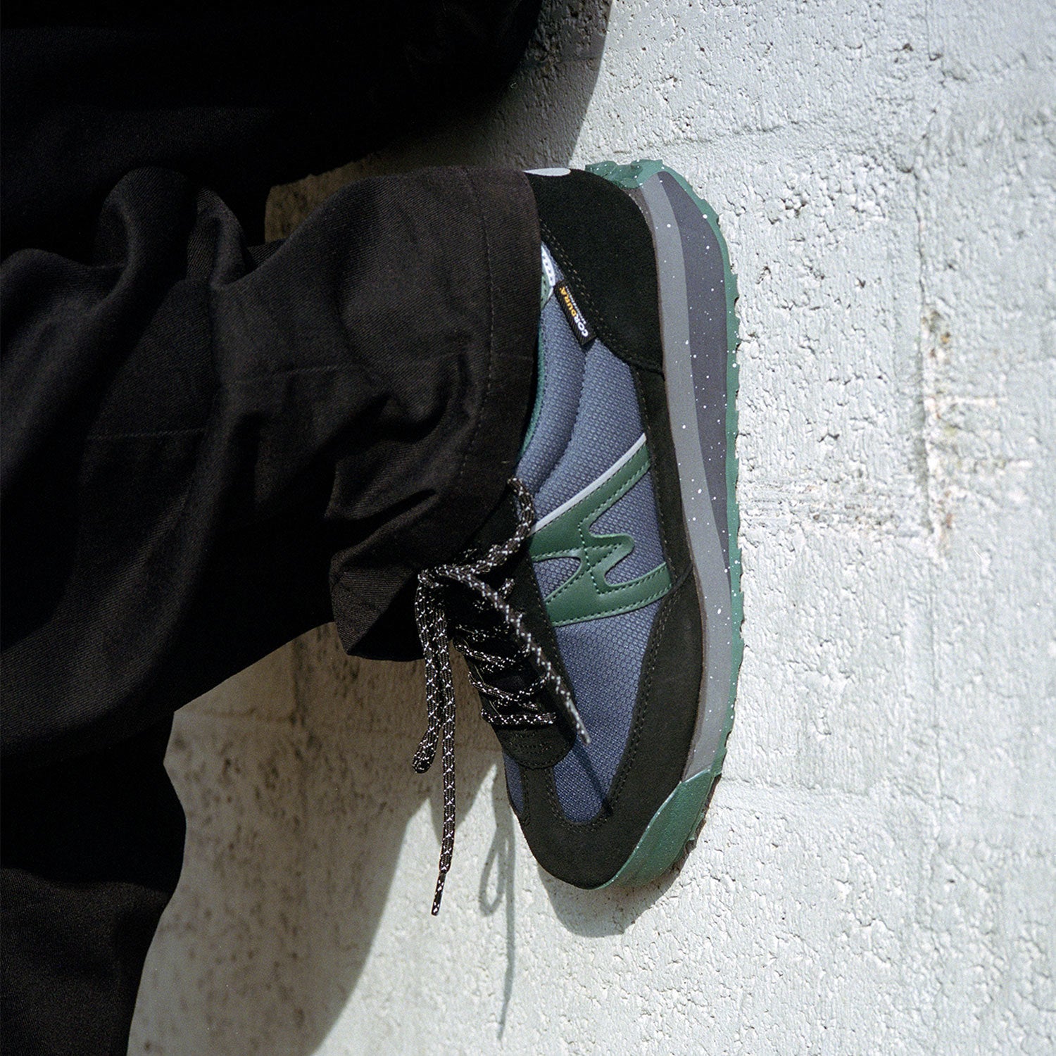 KARHU Mestari Control Caviar / Rain Forest F840013 | sneakers