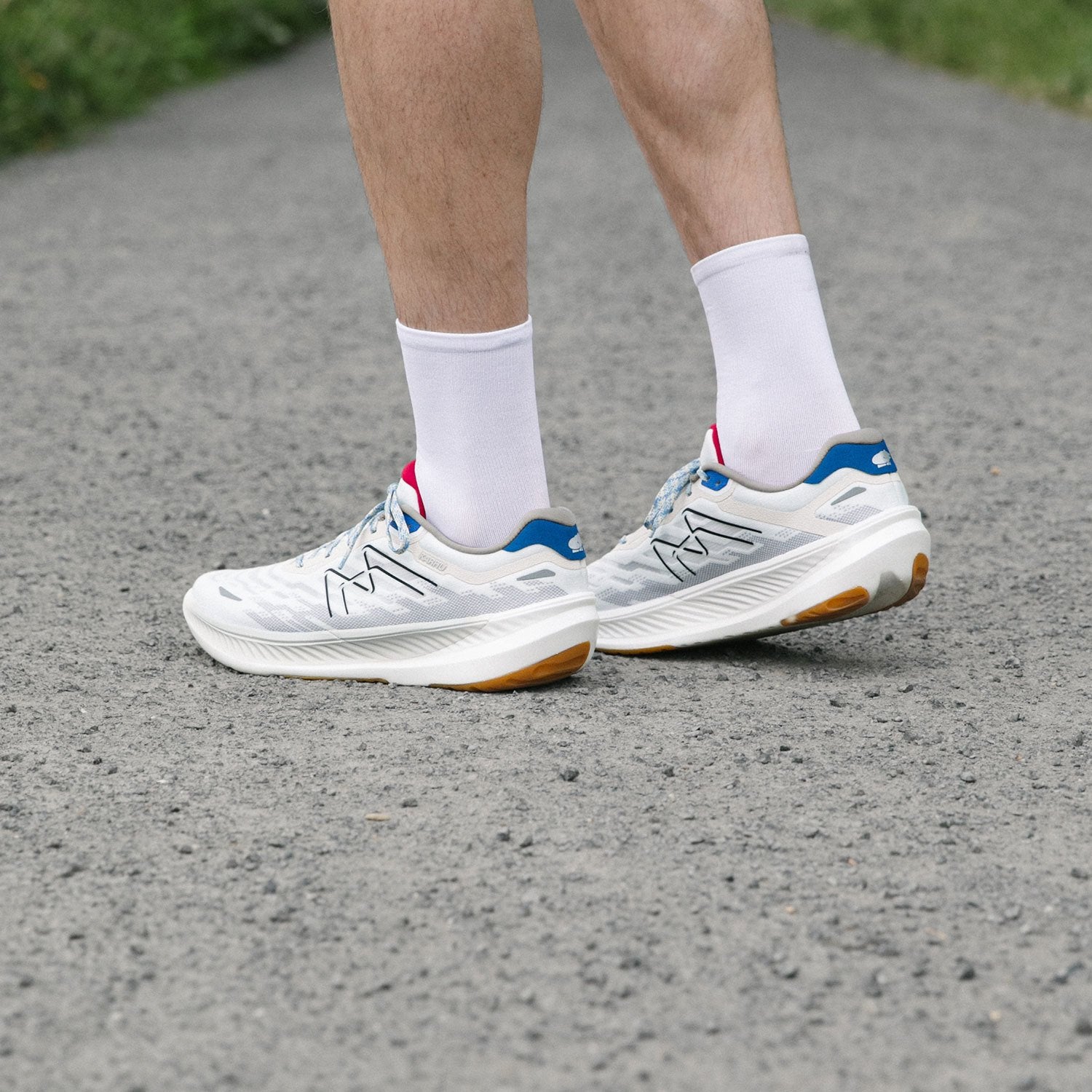 KARHU フュージョンスニーカー Karhu Men's Fusion 4.5 Bit of Blue / Skydiver - Running Shoe