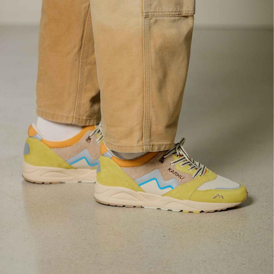 Karhu Aria 95 - Cream Gold / Warm Taupe | Retro Sneakers – Karhu US