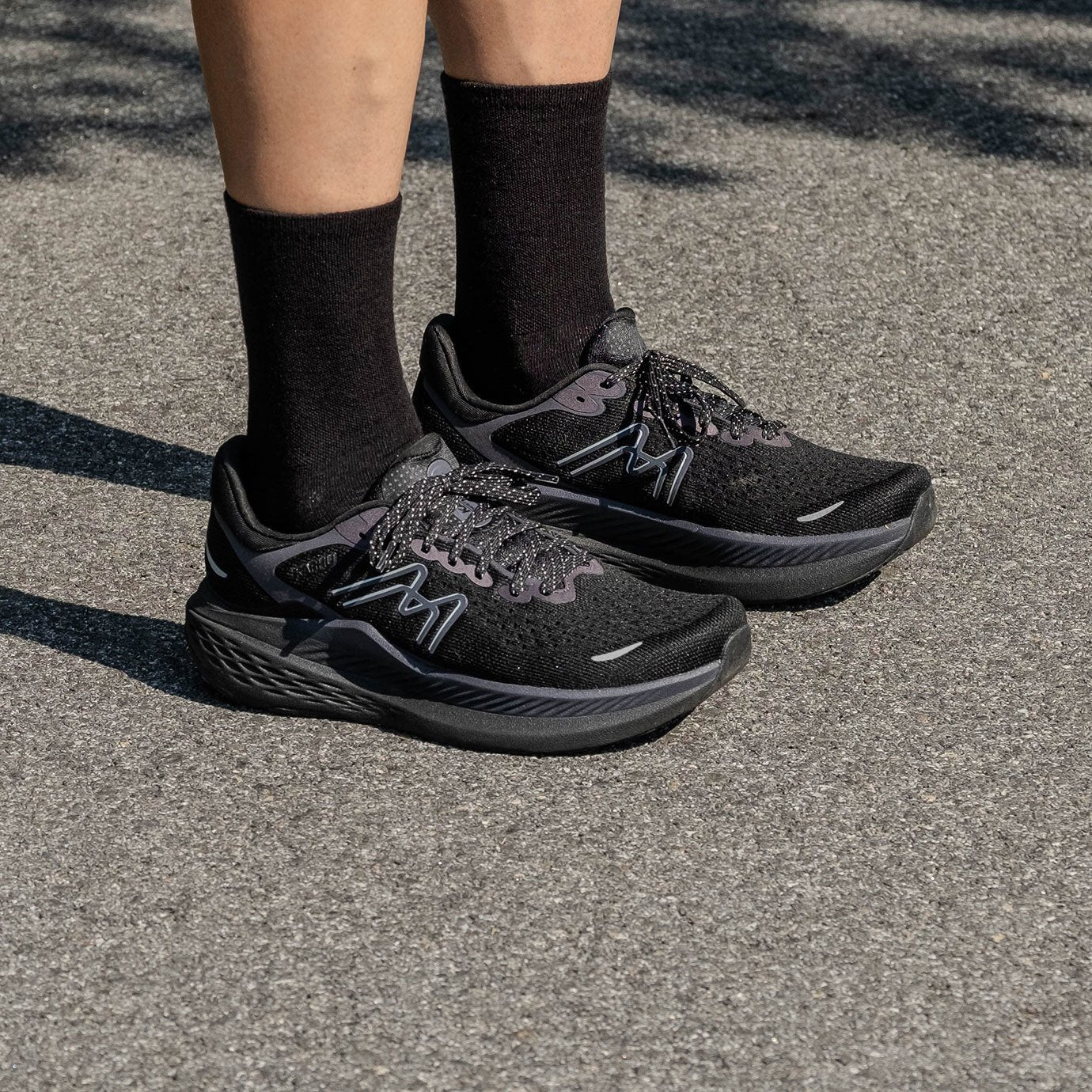 Karhu Womens Mestari Run 1.5 Hivo Black / Black - Running Shoes