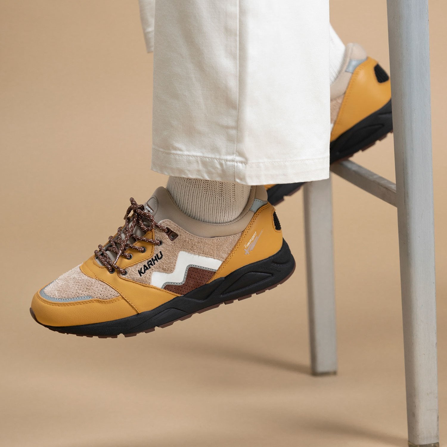 aria 95 lily white Karhu Aria 95 Oak Buff/ White US 10.5