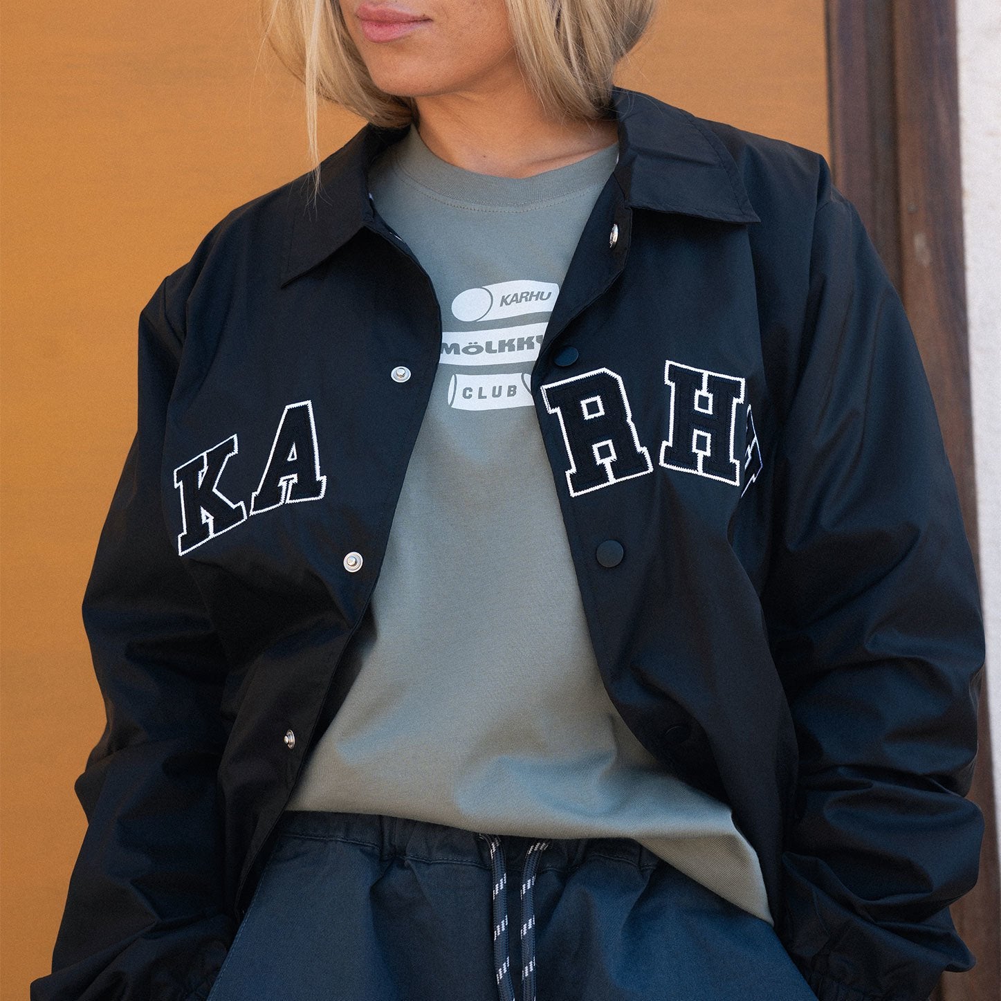 worldwide-coach-jacket-black.